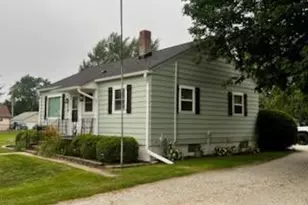 102 E Washington St, Danforth, IL 60930 - Photo 3