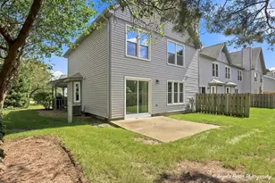 1434 Sherwood Ct, Gurnee, IL 60031 - Photo 5