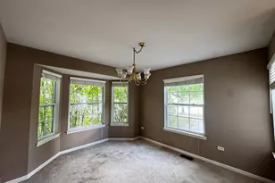 444 Badger Ln, Oswego, IL 60543 - Photo 5