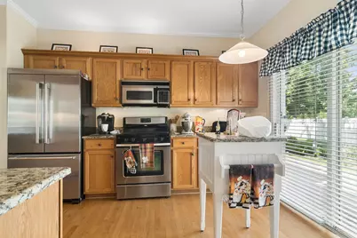 2362 Nantucket Lane, Elgin, IL 60123 - Photo 9