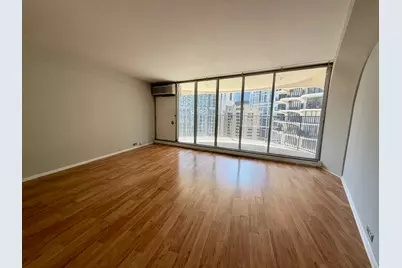 300 N State Street #2235, Chicago, IL 60654 - Photo 7