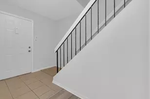 4141 191st Ct, Country Club Hills, IL 60478 - Photo 7