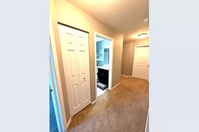 2527 Huntleigh Lane, Woodridge, IL 60517 - Photo 9
