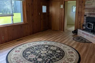 3815 W Lake Shore Dr, Wonder Lake, IL 60097 - Photo 7