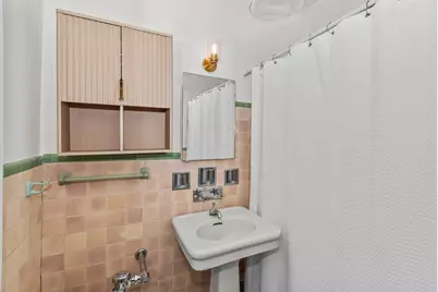 220 S Maple Avenue #42, Oak Park, IL 60302 - Photo 13