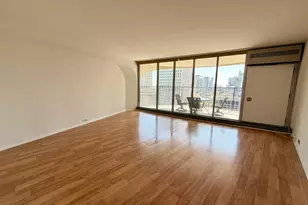 300 N State St, Chicago, IL 60654 - Photo 7