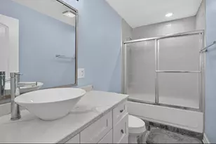 7820 S Rhodes Ave, Chicago, IL 60619 - Photo 19