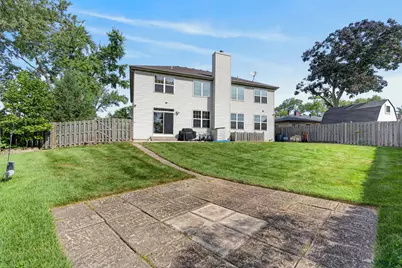 401 Lilac Lane, Elk Grove Village, IL 60007 - Photo 27