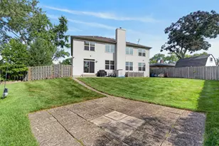 401 Lilac Ln, Elk Grove Village, IL 60007 - Photo 27