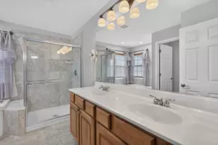 401 Lilac Ln, Elk Grove Village, IL 60007 - Photo 15