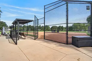 401 Lilac Ln, Elk Grove Village, IL 60007 - Photo 29