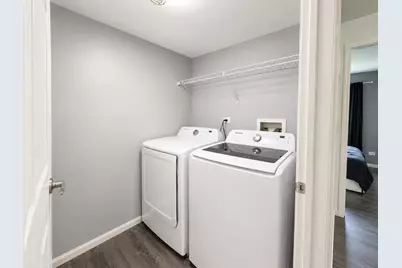 1101 Yorkshire Court #B, Elgin, IL 60120 - Photo 15