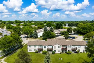 1101 Yorkshire Ct, Elgin, IL 60120 - Photo 19