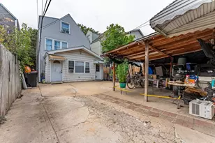 2927 N Avers Ave, Chicago, IL 60618 - Photo 27