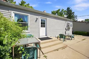 1725 Evergreen Ave, Hanover Park, IL 60133 - Photo 3