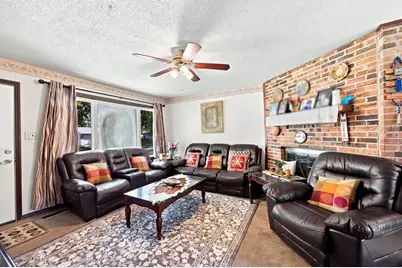 1725 Evergreen Avenue, Hanover Park, IL 60133 - Photo 7
