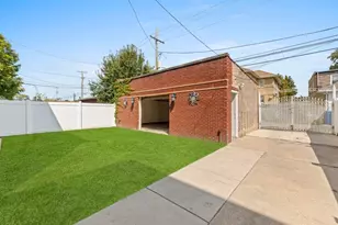 6605 S Whipple St, Chicago, IL 60629 - Photo 29