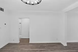 7150 S Eberhart Ave, Chicago, IL 60619 - Photo 31