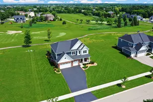 10 Crystal Downs Dr, Hawthorn Woods, IL 60047 - Photo 3