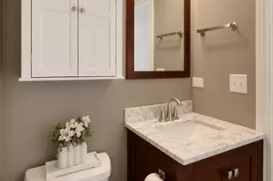 6402 Bradley Dr, Woodridge, IL 60517 - Photo 21