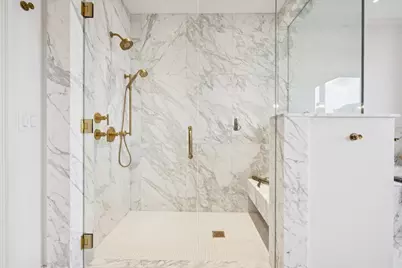 9 W Walton Street #2202, Chicago, IL 60610 - Photo 35