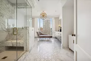 9 W Walton St, Chicago, IL 60610 - Photo 33