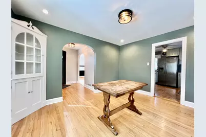 9210 S Trumbull Avenue, Evergreen Park, IL 60805 - Photo 9