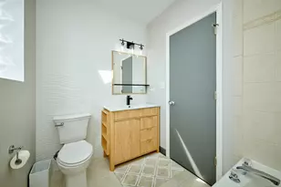 2921 W Washington Blvd, Chicago, IL 60612 - Photo 7