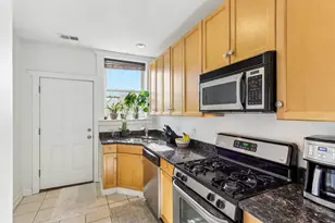 2609 W Gunnison St, Chicago, IL 60625 - Photo 7