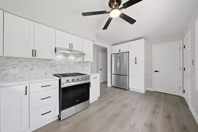 3036 Wilshire Avenue, Markham, IL 60428 - Photo 11