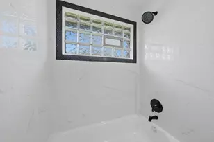 3036 Wilshire Ave, Markham, IL 60428 - Photo 15