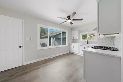 3036 Wilshire Avenue, Markham, IL 60428 - Photo 9