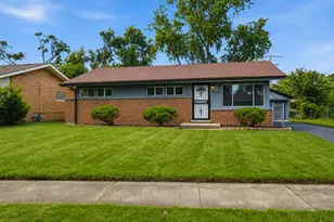 3036 Wilshire Ave, Markham, IL 60428 - Photo 1