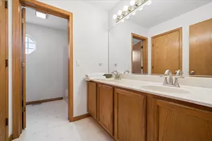 1888 ShoreLine Ct, Romeoville, IL 60446 - Photo 17