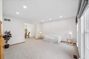 1888 ShoreLine Ct, Romeoville, IL 60446 - Photo 3