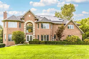 4402 Heritage Ln, Long Grove, IL 60047 - Photo 1