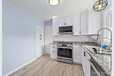 365 Kingman Lane, Hoffman Estates, IL 60169 - Photo 7