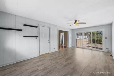 365 Kingman Lane, Hoffman Estates, IL 60169 - Photo 11