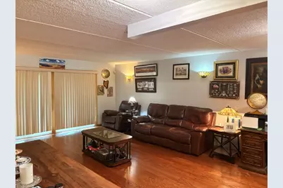 6701 N Milwaukee Avenue #303, Niles, IL 60714 - Photo 9