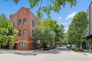 2340 N Elston Ave, Chicago, IL 60614 - Photo 1