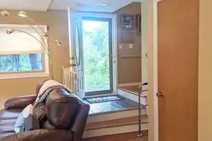 90 N Dee Rd, Park Ridge, IL 60068 - Photo 5
