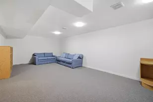 411 Hickory Dr, Wheeling, IL 60090 - Photo 19