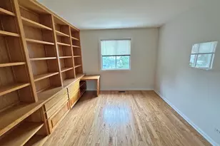 208 Autumn Ln, Vernon Hills, IL 60061 - Photo 13