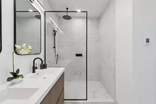 1656 N Bosworth Ave, Chicago, IL 60642 - Photo 21