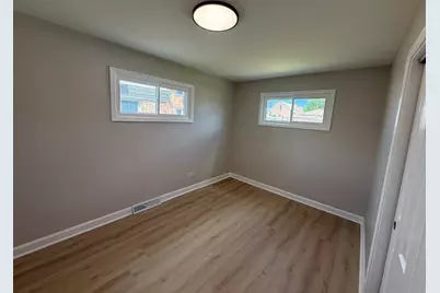 5321 S Kostner Avenue, Chicago, IL 60632 - Photo 9