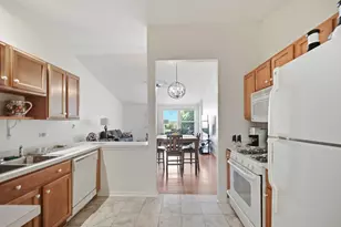657 S Curran Rd, Round Lake, IL 60073 - Photo 3