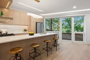 1656 N Bosworth Ave, Chicago, IL 60642 - Photo 3