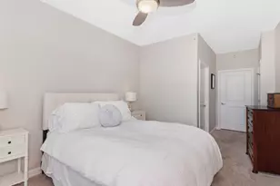 100 E 14th St, Chicago, IL 60605 - Photo 11