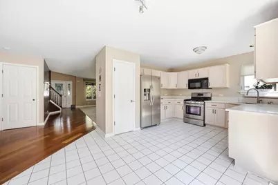 3107 Hampshire Lane, Waukegan, IL 60087 - Photo 3