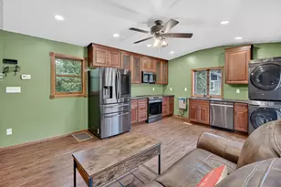 31 Lakeshore Dr, Wilmington, IL 60481 - Photo 13